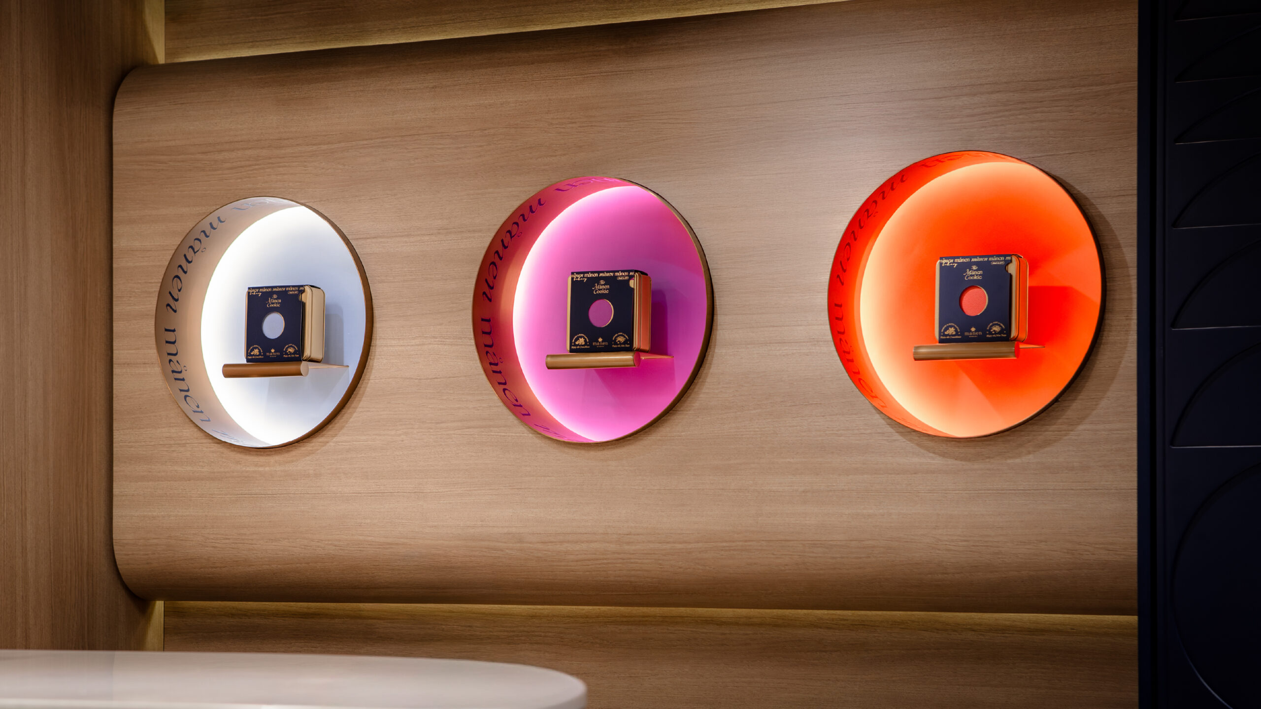 Manen_Website_v1.1-24 Månen Bakery | Branding, Packaging & Interior Design