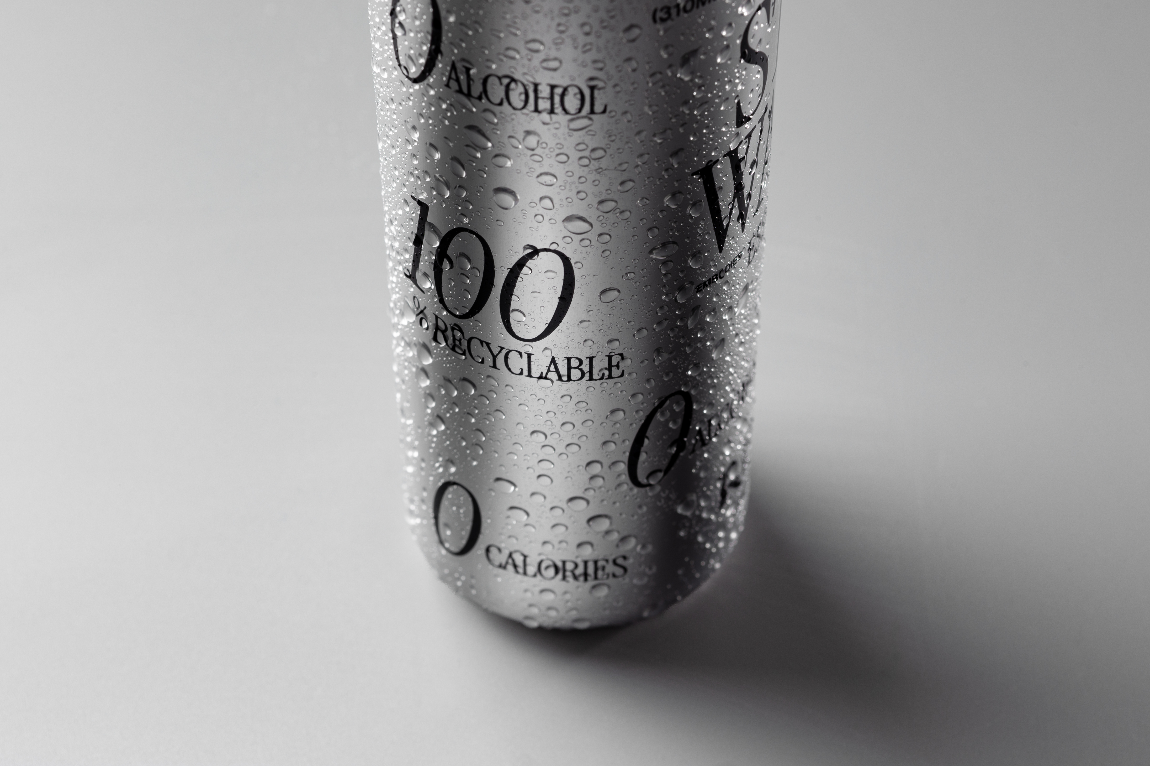 RegentWaterCan_Solo_CloseUp2 文字設計