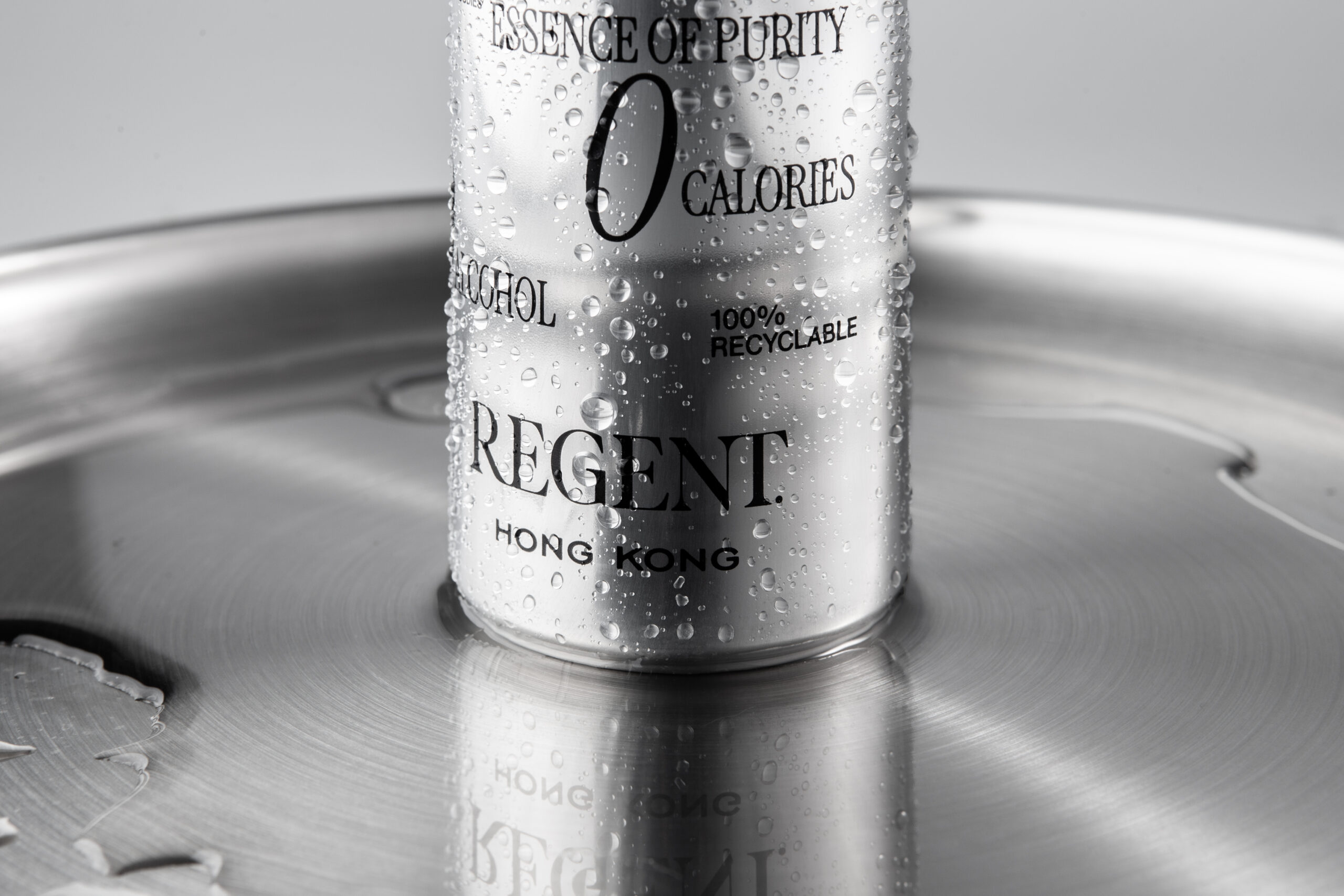 RegentWaterCan_Solo_CloseUp5 typographic design