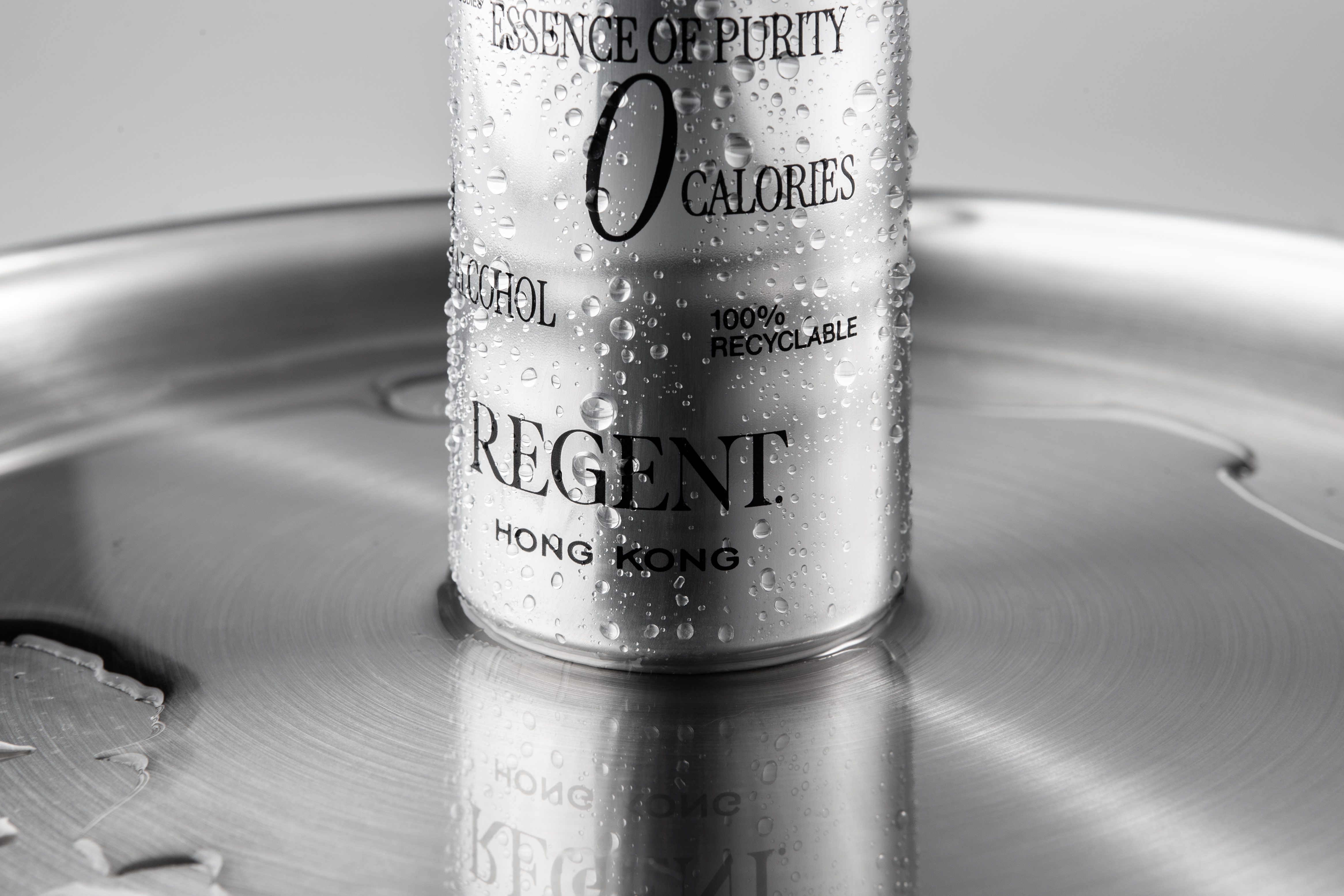 RegentWaterCan_Solo_CloseUp5 typographic design